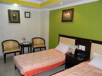 Sri Harsha Residency Hotel Bangalore Bagian luar foto